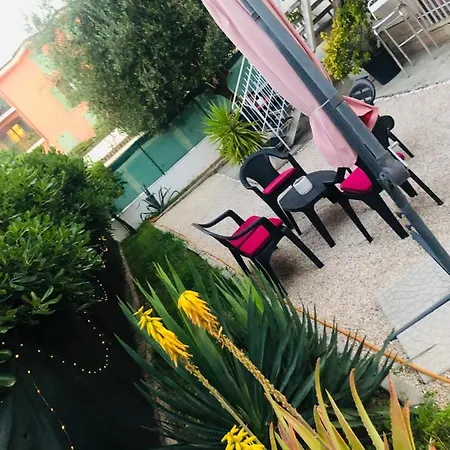 Dell'amicizia فندق مبيت وإفطار *