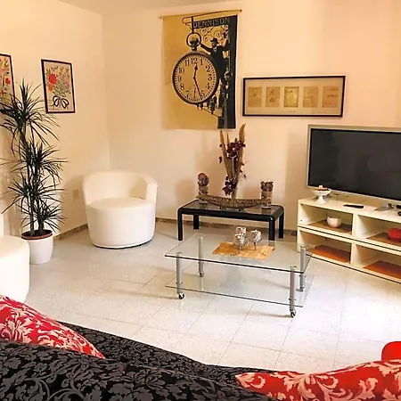 Dell'amicizia Bed & Breakfast *