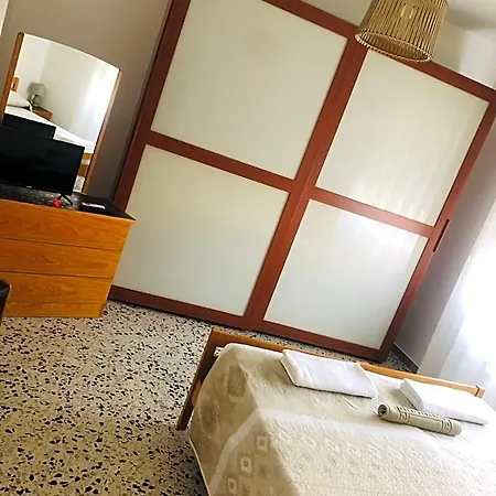 فندق مبيت وإفطار Dell'amicizia فانو